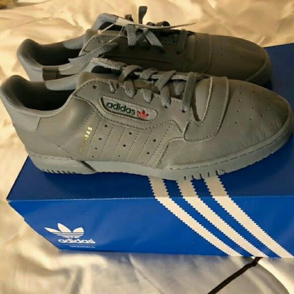 ❌sold❌Adidas Yeezy Powerphase Calabasas Grey Sz9.5 - Picture 3 of 5